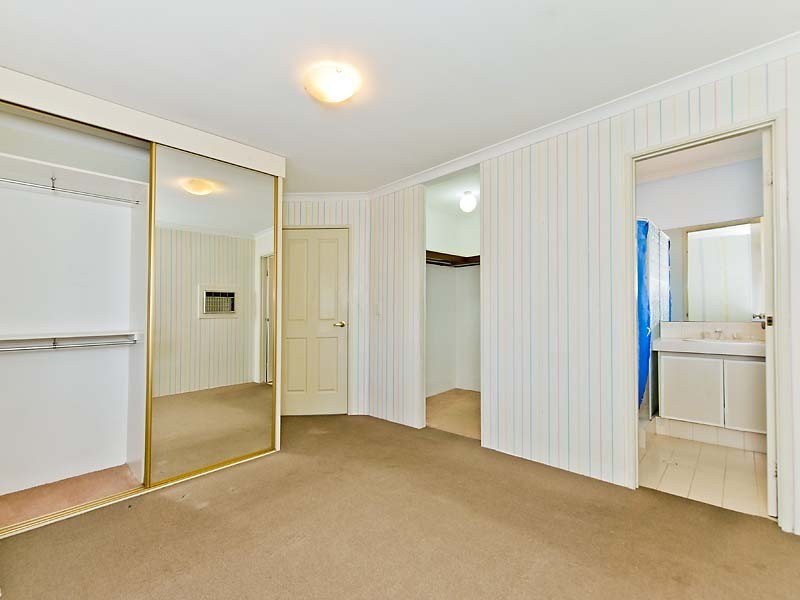 4 Ridgehaven Court, Canning Vale WA 6155