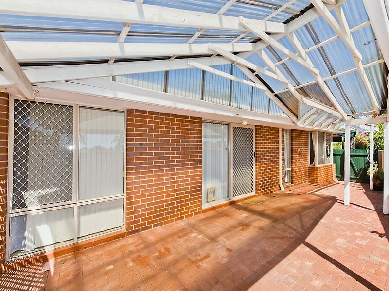 4 Ridgehaven Court, Canning Vale WA 6155