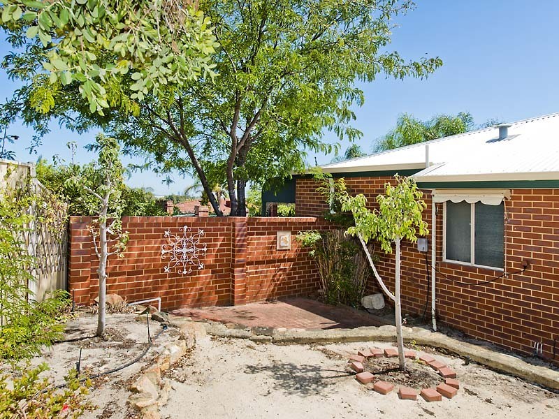 4 Ridgehaven Court, Canning Vale WA 6155