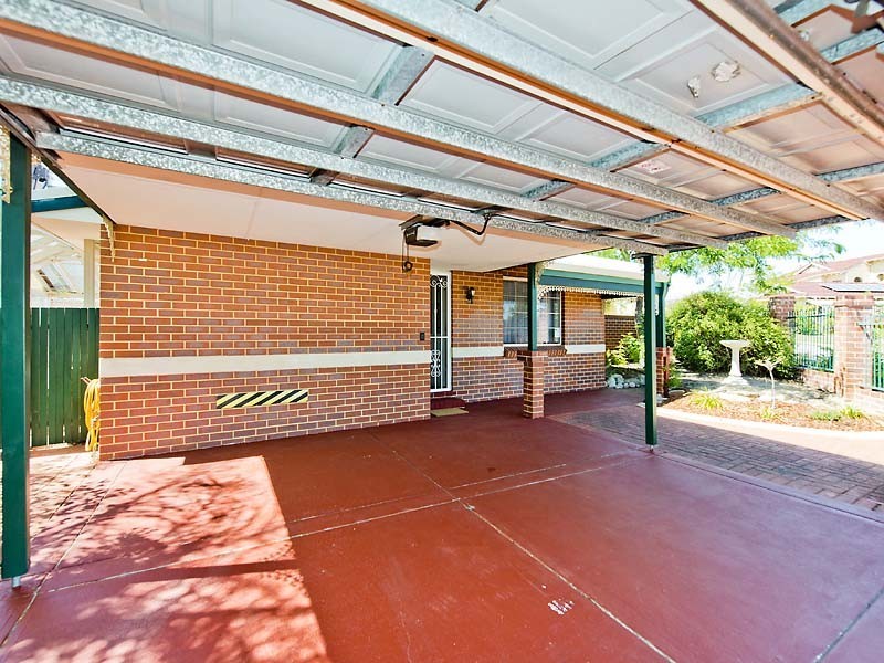 4 Ridgehaven Court, Canning Vale WA 6155