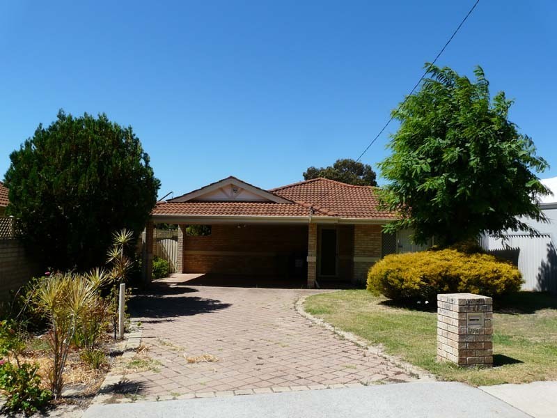 26 Cloister Avenue, Manning WA 6152