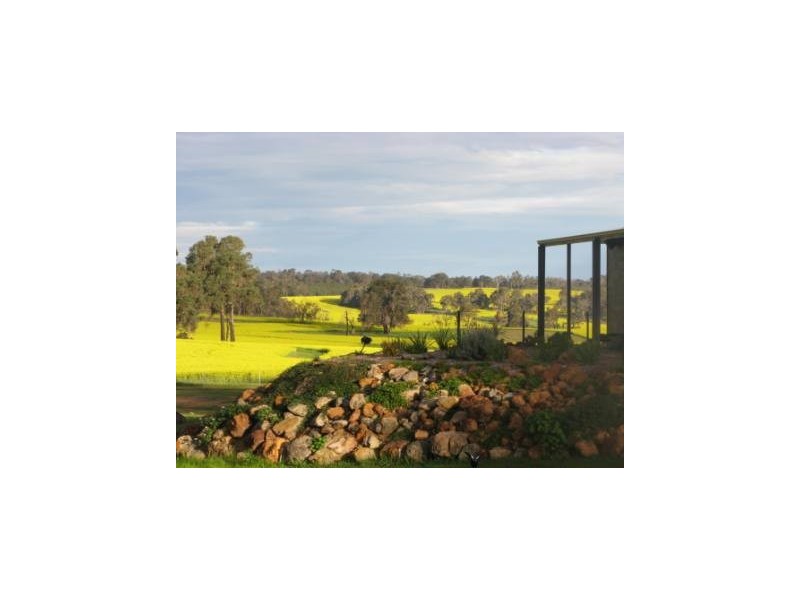 69 Fairway Place, Boddington WA 6390