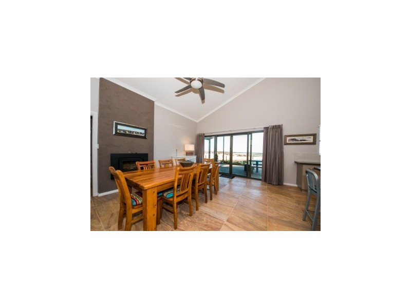 69 Fairway Place, Boddington WA 6390
