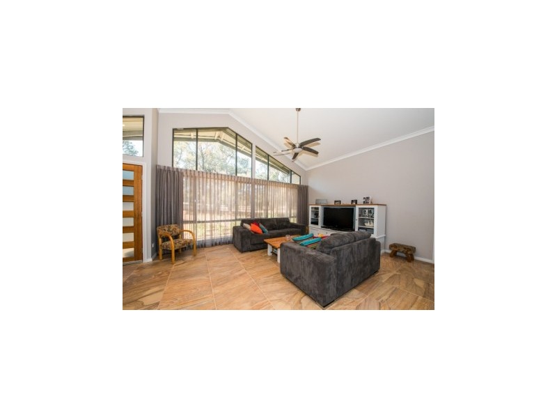 69 Fairway Place, Boddington WA 6390