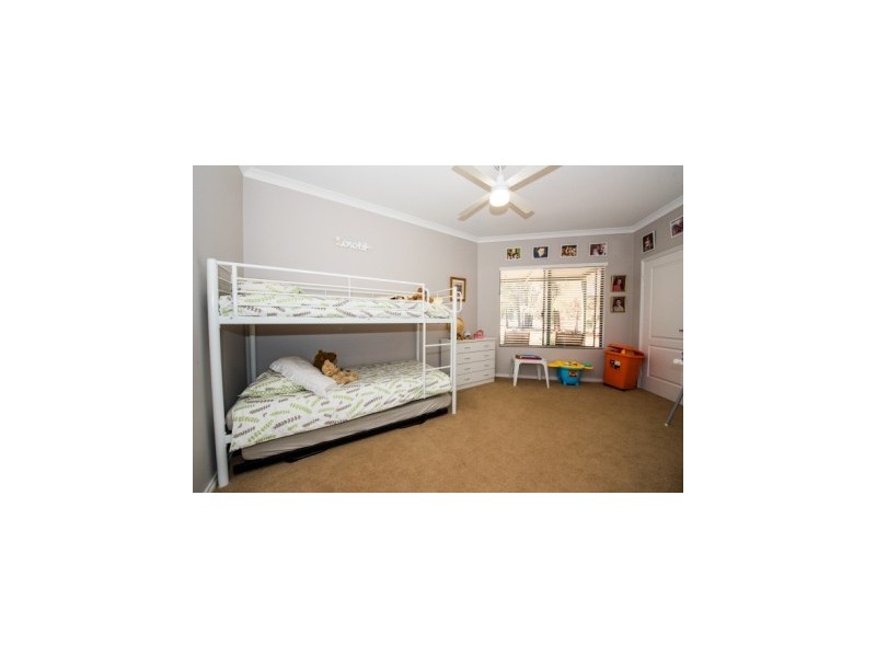 69 Fairway Place, Boddington WA 6390