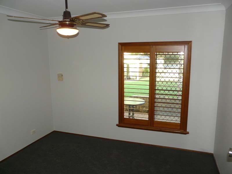 2/79 Clydesdale St, Como WA 6152