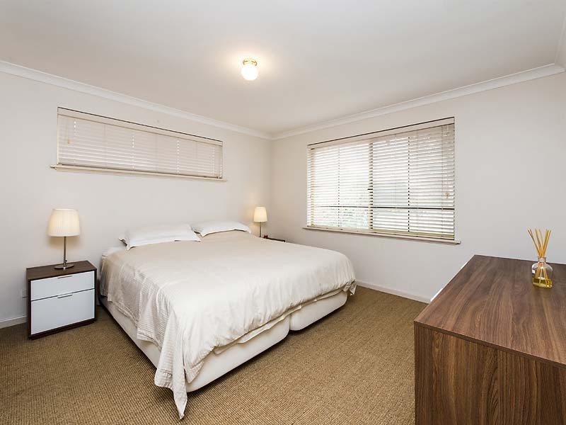 1/23 Pollard Street, Glendalough WA 6016