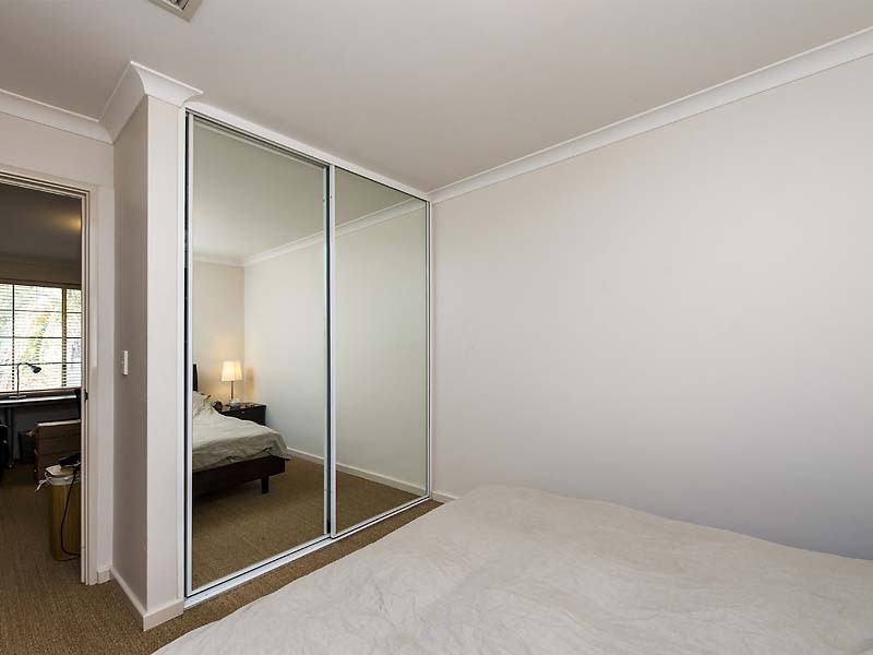 1/23 Pollard Street, Glendalough WA 6016