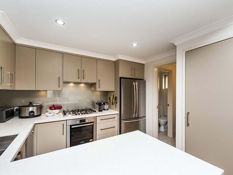 1/23 Pollard Street, Glendalough WA 6016