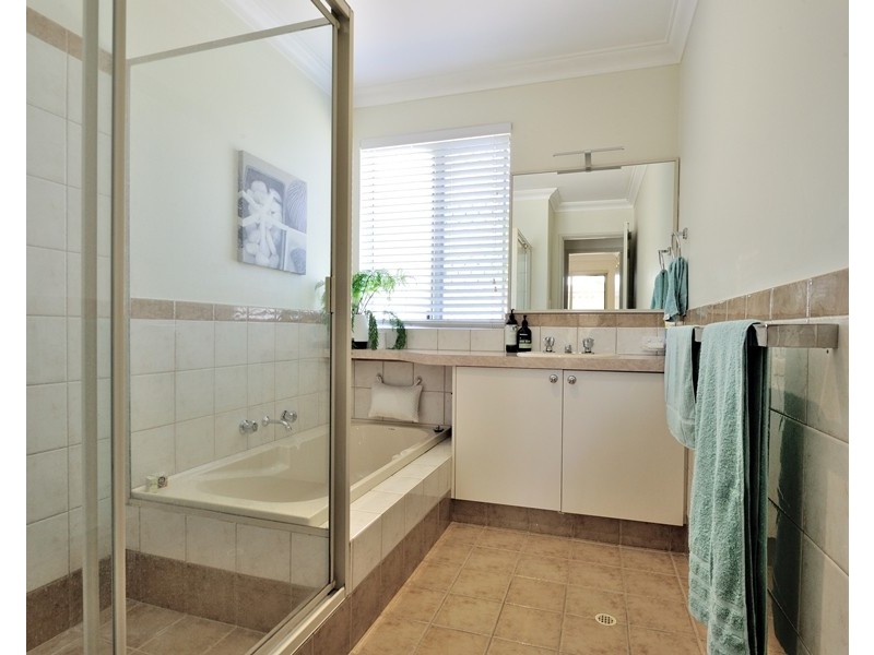 124A Ravenscar Street, Doubleview WA 6018