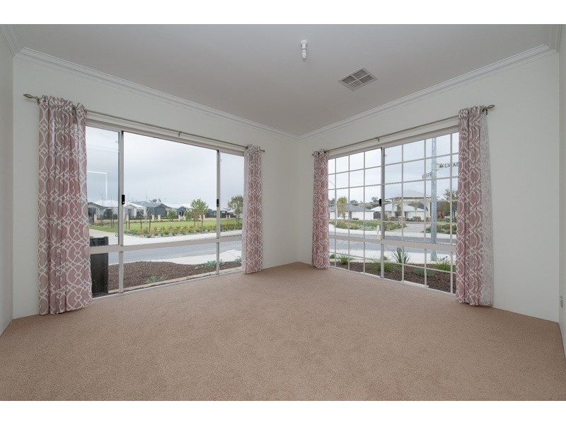 2 Ligado Avenue, Aveley WA 6069