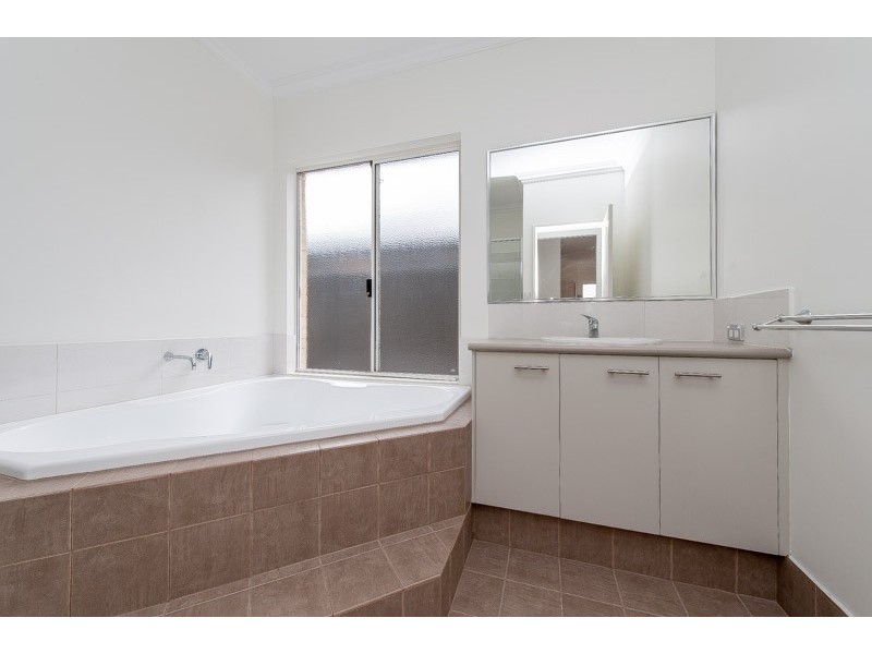 2 Ligado Avenue, Aveley WA 6069