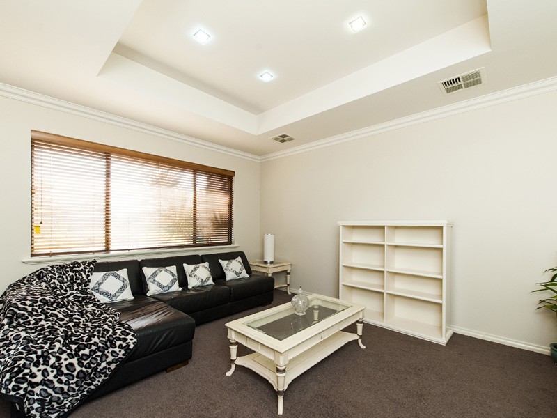 1 Gianatti Ramble, East Cannington WA 6107