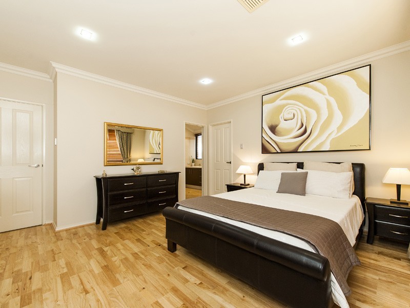 1 Gianatti Ramble, East Cannington WA 6107