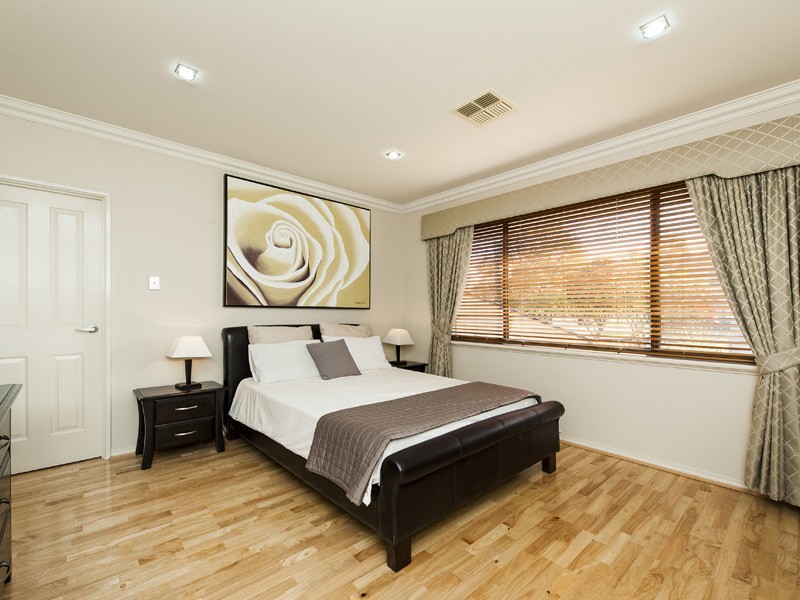 1 Gianatti Ramble, East Cannington WA 6107