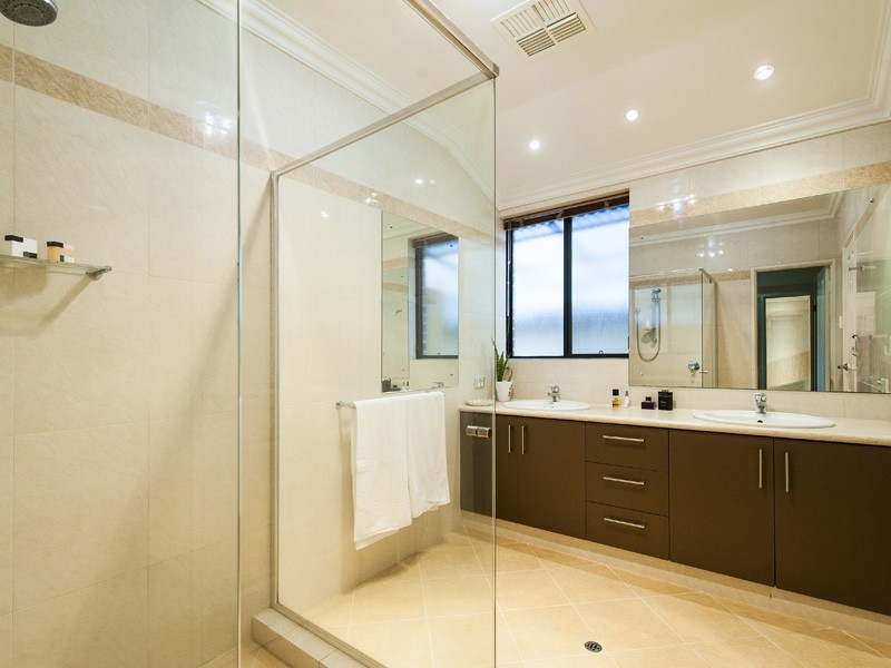 1 Gianatti Ramble, East Cannington WA 6107