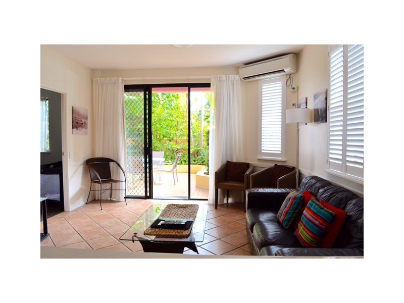 1 / 32 River Esplanade, Mooloolaba QLD 4557