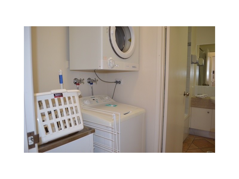 1 / 32 River Esplanade, Mooloolaba QLD 4557