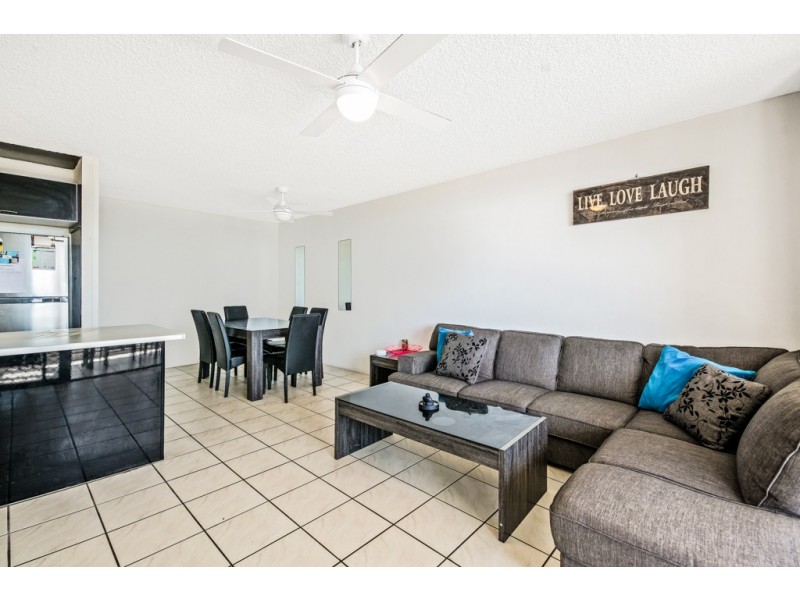 4 / 238 Alexandra Parade, Alexandra Headland QLD 4572