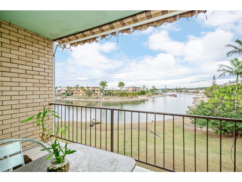 8 / 17 Goonawarra Drive, Mooloolaba QLD 4557