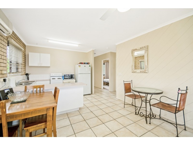 8 / 17 Goonawarra Drive, Mooloolaba QLD 4557