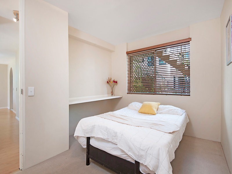 2/268 Alexandra Parade (The Headlands), Alexandra Headland QLD 4572