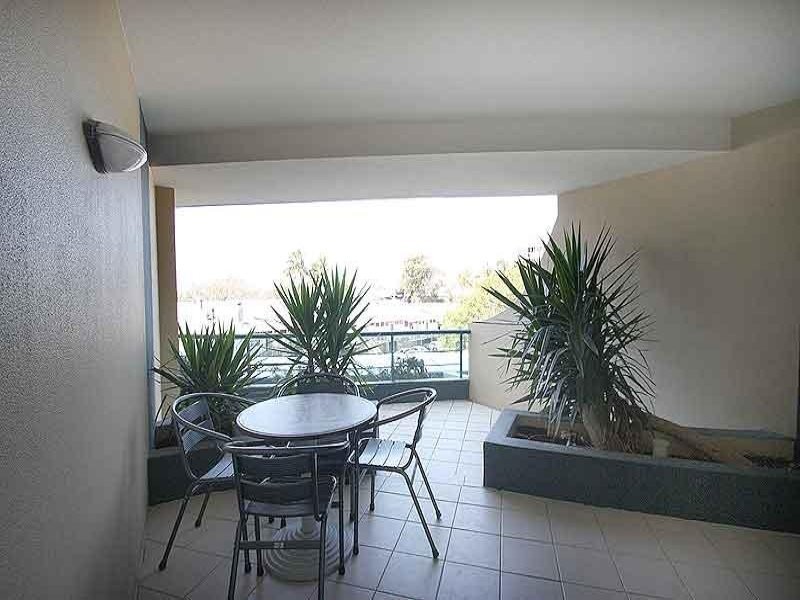 217/11 Mooloolaba Esplanade (Landmark), Mooloolaba QLD 4557