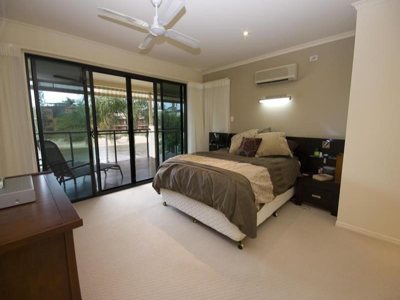 18 Tarwarri Cr, Mooloolaba QLD 4557