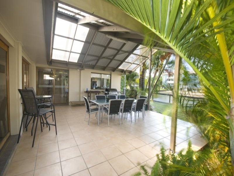 34 Balyarta Crescent, Mooloolaba QLD 4557