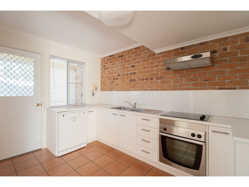 2/15 Alice Street (Tamara Terraces), Alexandra Headland QLD 4572