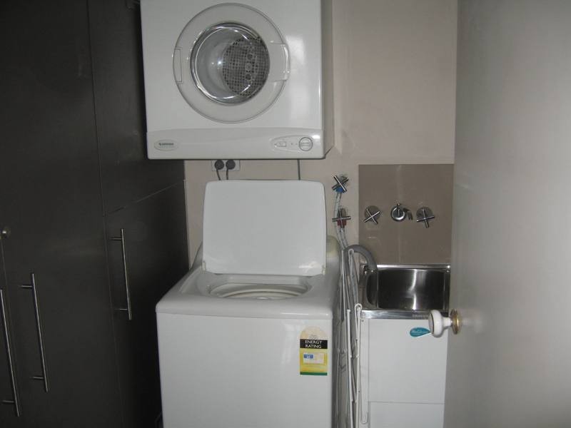 Unit 5 Seaview 143 The Esplanade, Mooloolaba QLD 4557