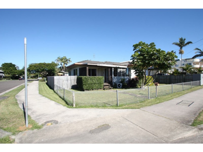 189 Bradman Avenue, Maroochydore QLD 4558