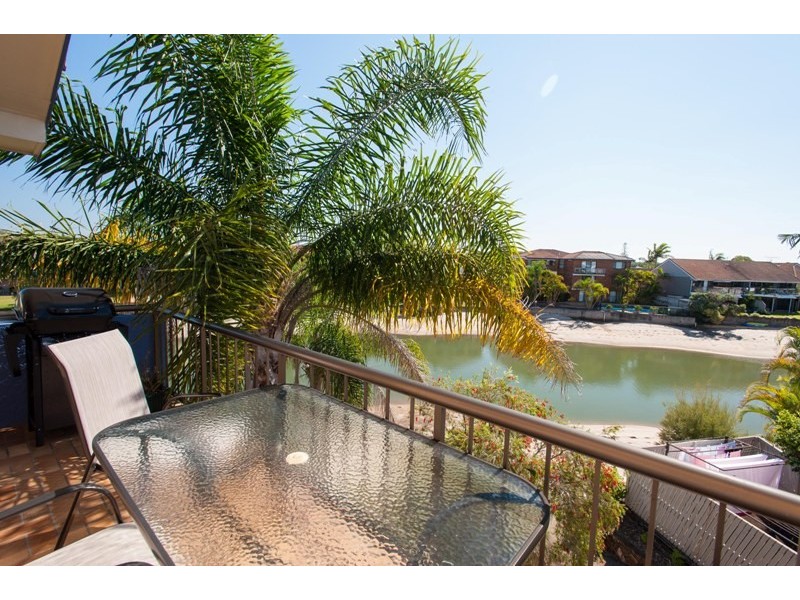 5/5 Kyamba Court, Mooloolaba QLD 4557