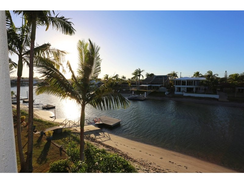 4/6 Broadmeadows Road (Paradiso), Maroochydore QLD 4558