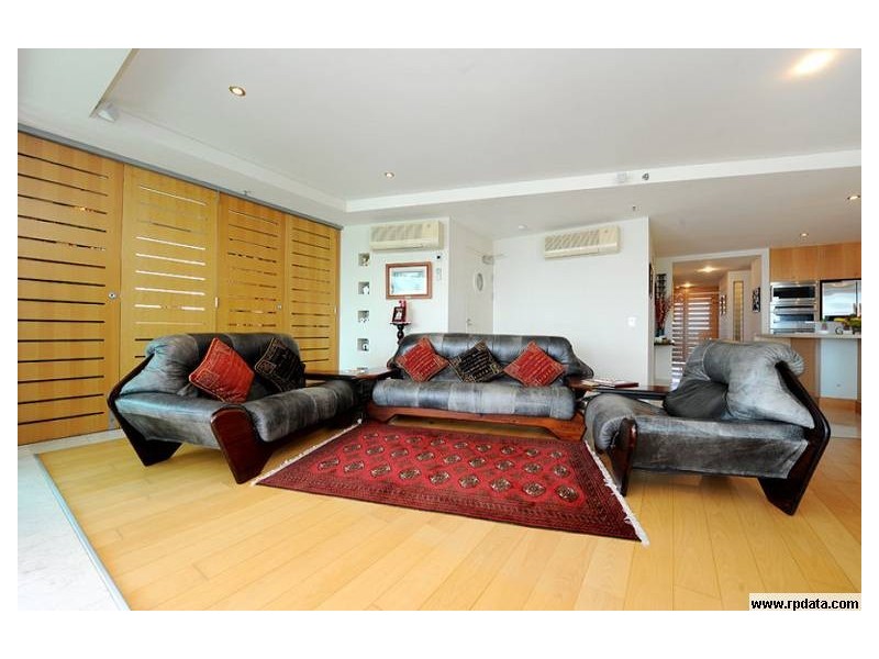 11/39 First Ave (First Avenue), Mooloolaba QLD 4557