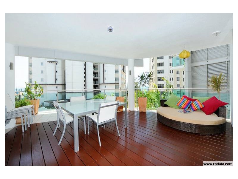 11/39 First Ave (First Avenue), Mooloolaba QLD 4557