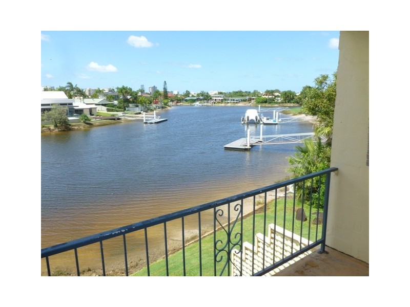 4/9 Quondong Street, Mooloolaba QLD 4557