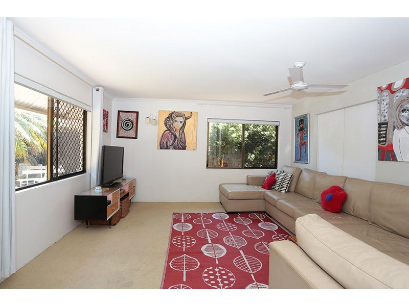 62 Bando Street, Pacific Paradise QLD 4564