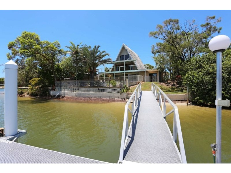 11 Karloo Court, Mountain Creek QLD 4557