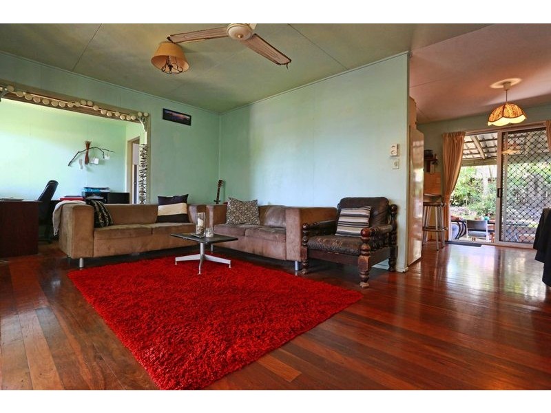 35 Palm Drive, Mooloolaba QLD 4557