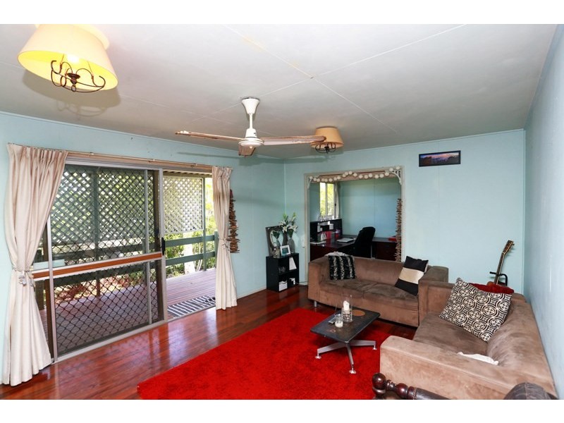 35 Palm Drive, Mooloolaba QLD 4557