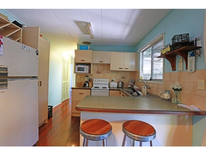 35 Palm Drive, Mooloolaba QLD 4557