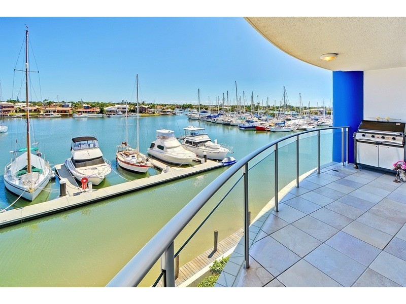 305/13 Nicklin Way (Bluewater Point), Minyama QLD 4575