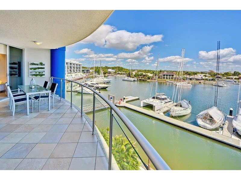 305/13 Nicklin Way (Bluewater Point), Minyama QLD 4575