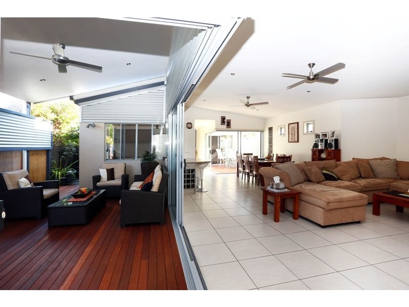 68 Buderim Pines Drive, Buderim QLD 4556