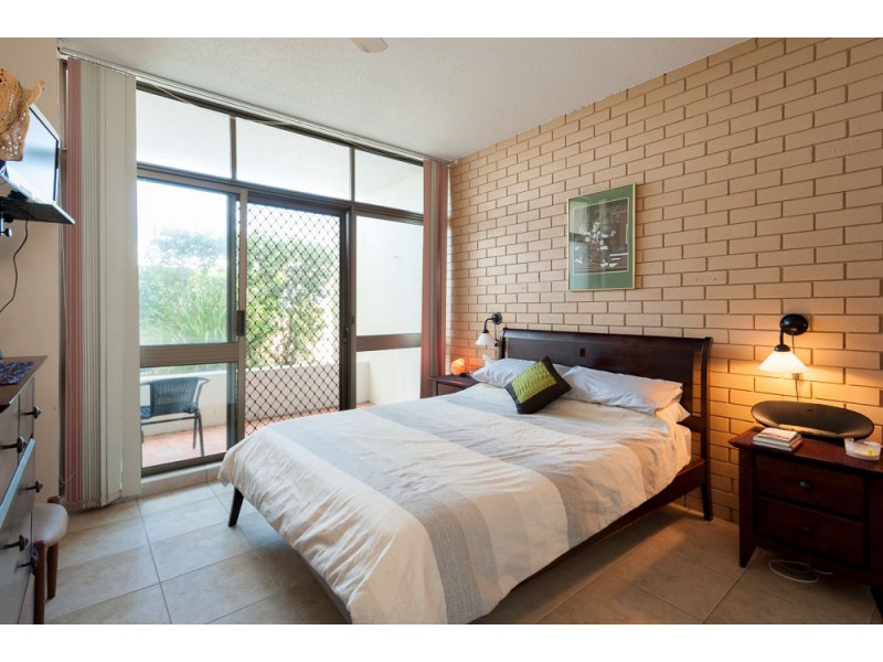 2/260 Alexandra Parade (Bannow), Alexandra Headland QLD 4572