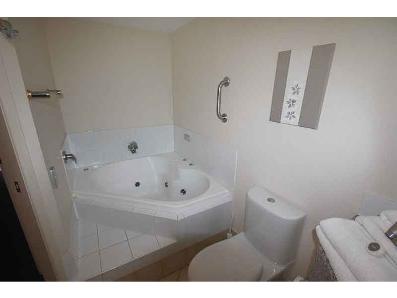 403/98 Alexandra Parade (Aleutian), Alexandra Headland QLD 4572