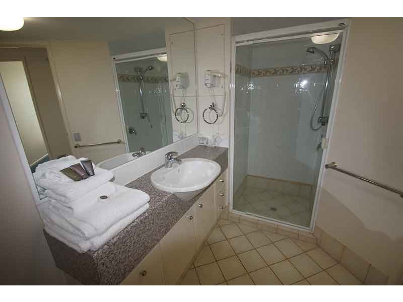 403/98 Alexandra Parade (Aleutian), Alexandra Headland QLD 4572