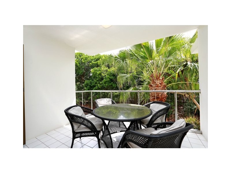 4/56 Parkyn Parade (The Windmill), Mooloolaba QLD 4557