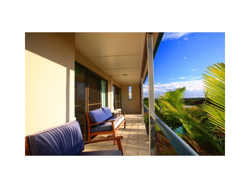 17 Kalinda Avenue, Mooloolaba QLD 4557